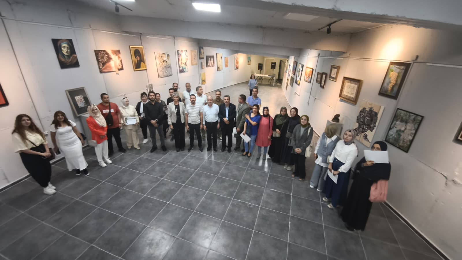 Dekan Vekilimiz Prof. Dr. Ömer Sabuncu, Nevin Güllüoğlu Anısına Açılan Karma Resim Sergisine Katıldı